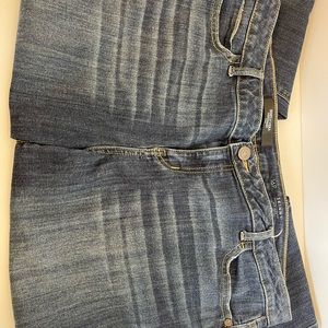 Vera Wang Skinny Mid-rise Jeans